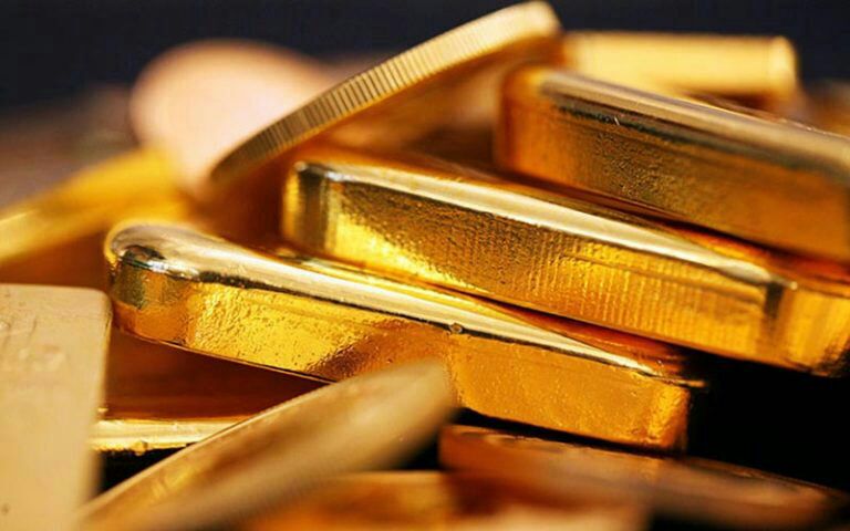 ♦️ امروز در بازارهای جهانی قیمت هر اونس طلا تحت تاثیر مذاکرات تجاری چین و آمریکا با ۳.۷ دلار کاهش نسبت به روز گذشته به قیمت ۱۳۱۰ دلار و ۳۰ سنت معامله شد.