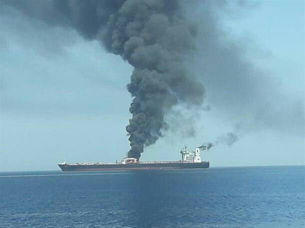 ️وزارت تجارت ژاپن اعلام کرد دو نفتکش حادثه‌دیده در دریای عمان حامل «محموله متعلق به ژاپن» بوده‌اند/ فارس