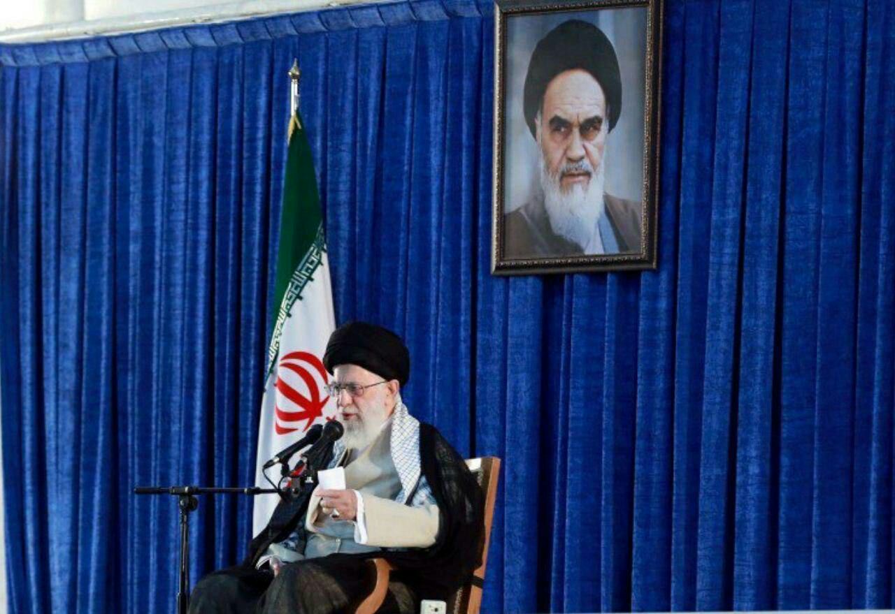 ♦️رهبر ایران: زرنگ‌بازی سیاسی ترامپ، مسئولان و ملت را فریب نمیدهد/ شرط پیشرفت این است که آمریکایی‌ها نزدیک نیایند