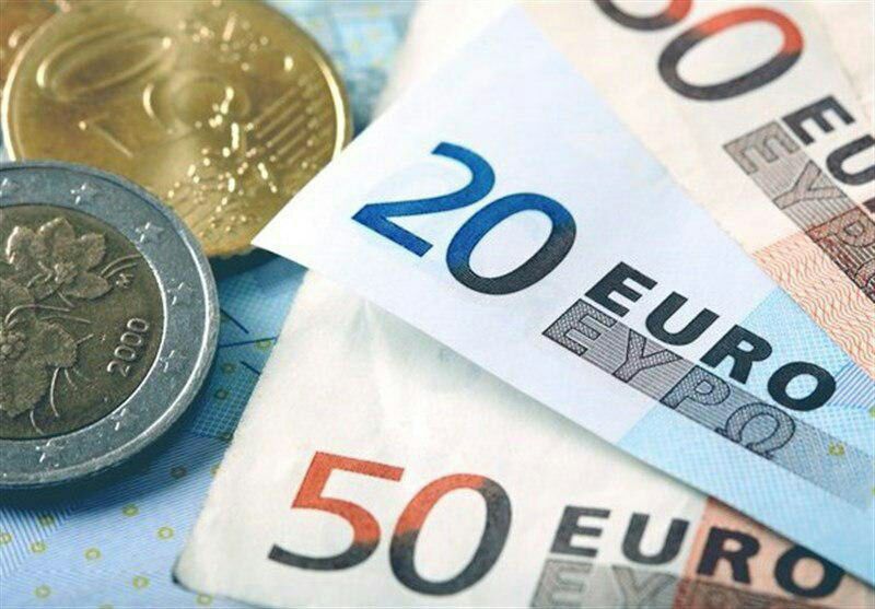 ️متقاضیان ۱۰۰ یورو ارز اربعین در سامانه سنا بانک مرکزی ثبت ‌نام کنند