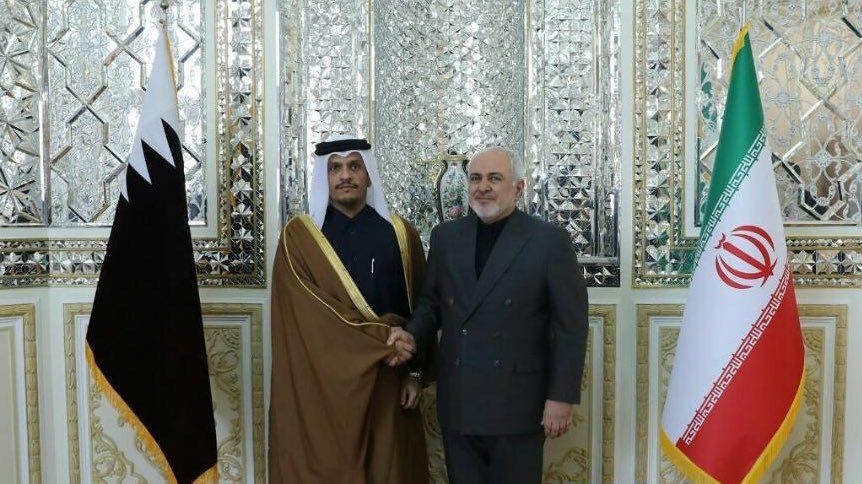 ️لباس متفاوت وزیر خارجه قطر و پرچم مشکی قطر در دیدار امروز با وزیر خارجه ایران