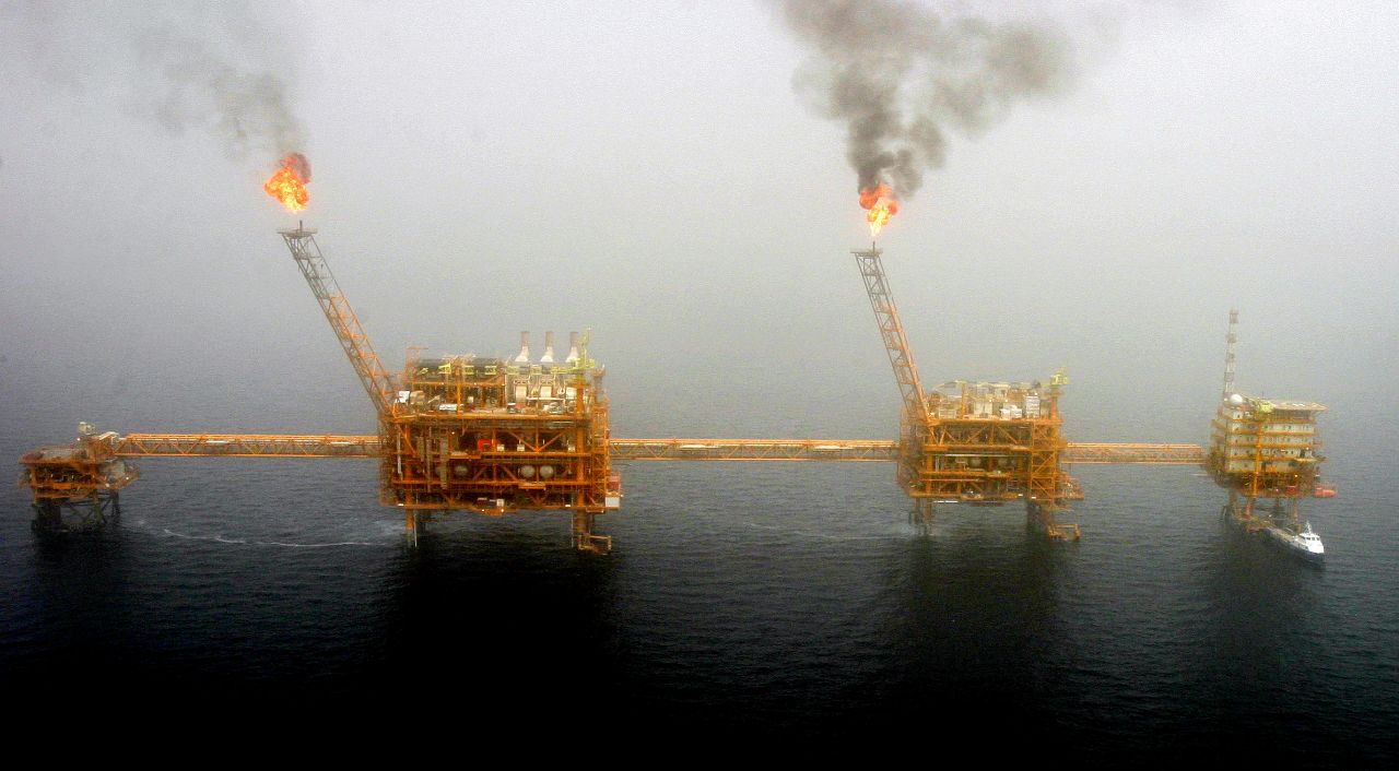 ️عوارض تحریم: تخفیف سنگین به خریداران نفت ایران