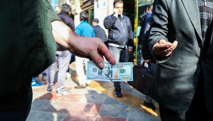 ریزش دلار تهران با سیگنال مسقط