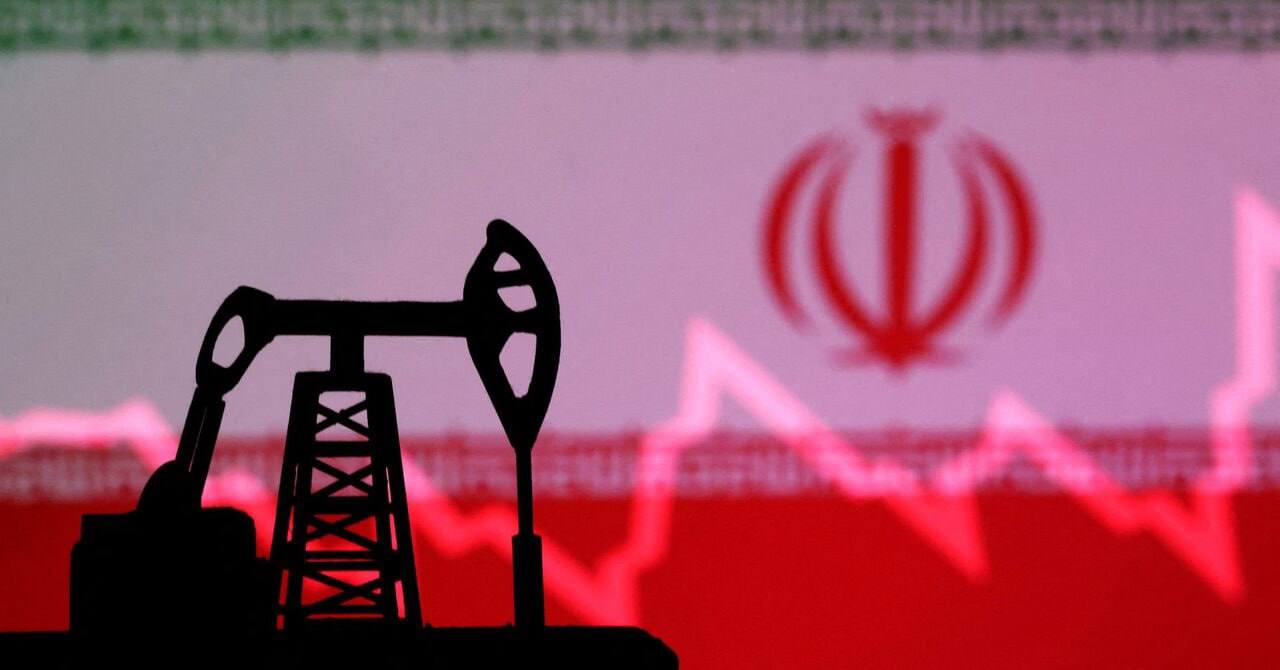 رویترز: اعمال تحریم‌های نفتی جدید آمریکا علیه ایران بعید است